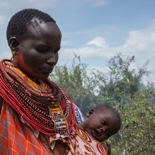 Kisima - Samburu lmuget - Woman with baby